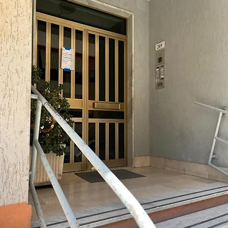 Casa Azzurro Apartment *